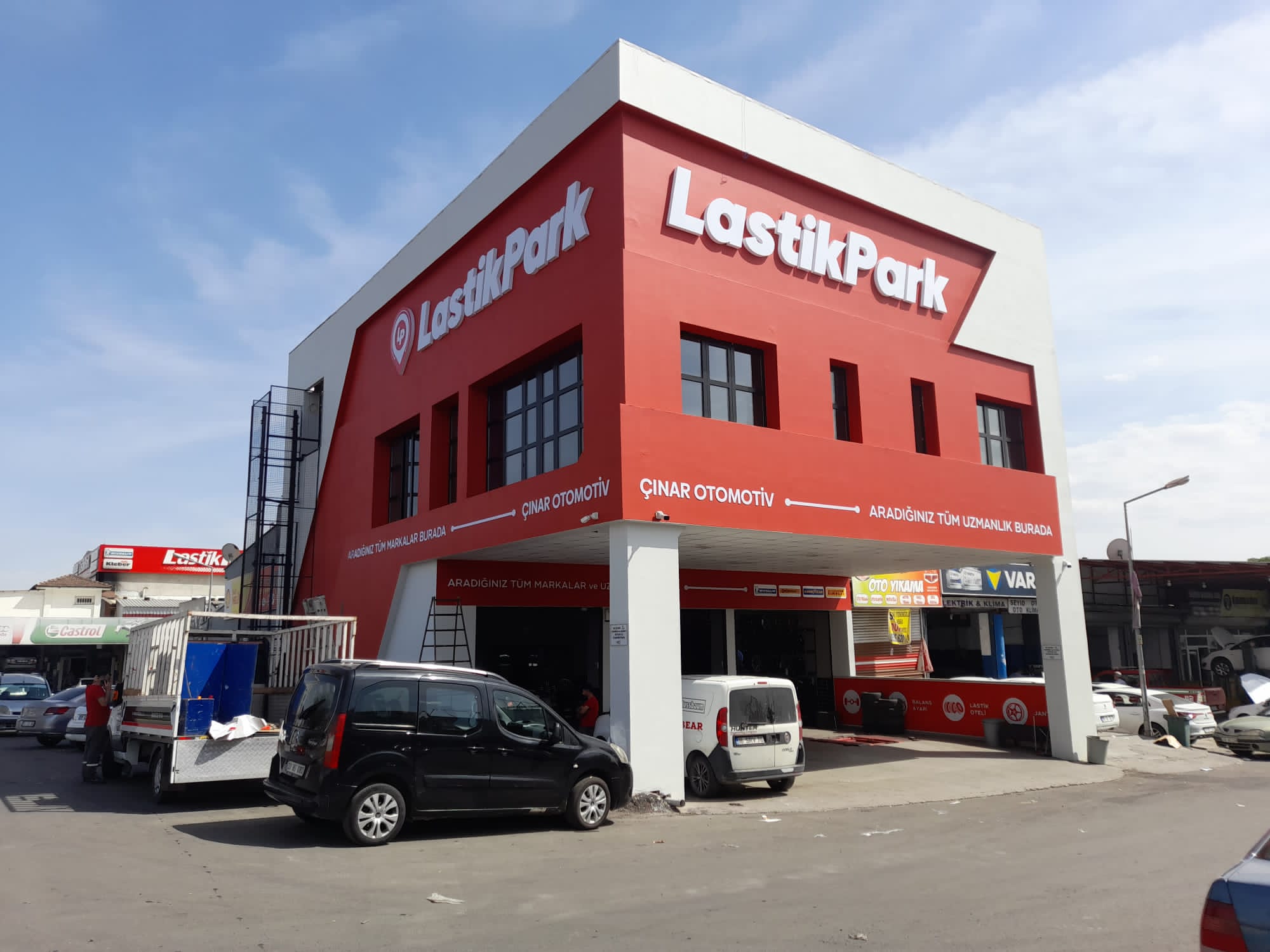Çınar Otomotiv Lastik Park Diyarbakır şube dış cephe